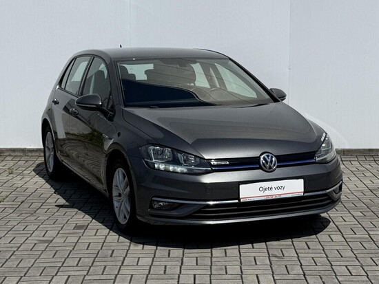 VOLKSWAGEN GOLF comfortline  1.5 TSI 96 kW manuál_3