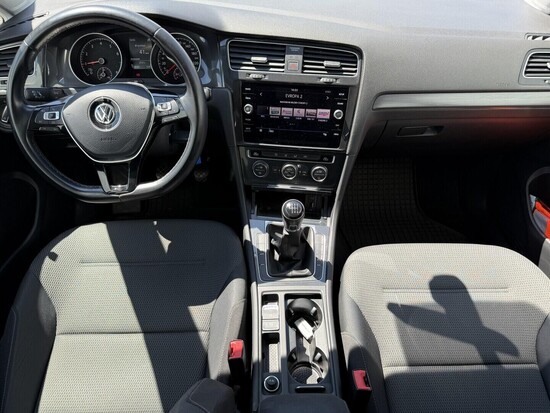 VOLKSWAGEN GOLF comfortline  1.5 TSI 96 kW manuál_4