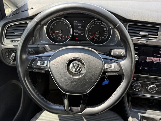 VOLKSWAGEN GOLF comfortline  1.5 TSI 96 kW manuál_5