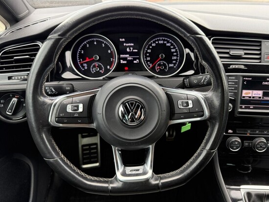 VOLKSWAGEN GOLF R-Line 1.4 TSI 92 kW manuál, DPH_5
