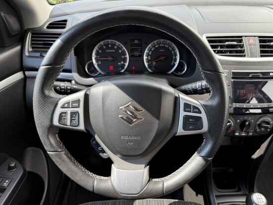 SUZUKI SWIFT  1.2 VTi 69 kW manuál_5