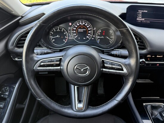 MAZDA 3 plus 2.0  e-Skyactiv G150 110 kW manuál_5