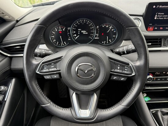 MAZDA 6 Revolution 2.0  _ kW manuál_5