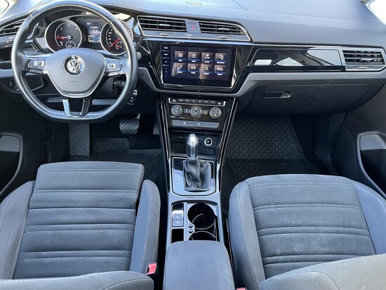 VOLKSWAGEN TOURAN highline 2.0 TDI 140 kW automat_4