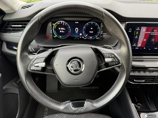 ŠKODA OCTAVIA Style Comfort 1.4 TSI 150 kW automat_5