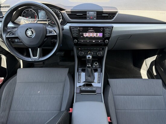 ŠKODA SUPERB 1.8 TSI 132 kW automat_4