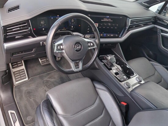 VOLKSWAGEN TOUAREG R-Line 3.0 TDI 210 kW automat_5