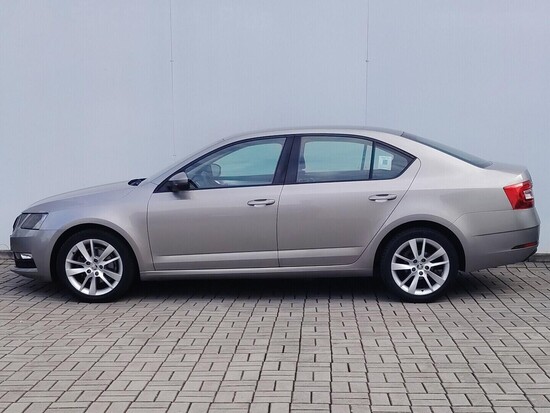 ŠKODA OCTAVIA Ambition 1.4 TSI 110 kW manuál_2