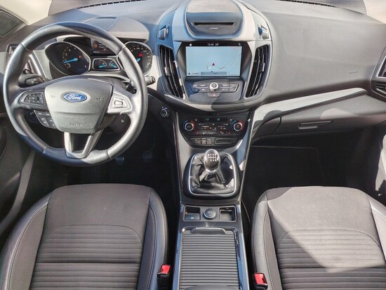 FORD KUGA Titanium 1.5 ecoboost 110 kW manuál_4