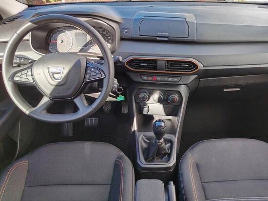 DACIA SANDERO Stepway 1.0 TCe  67 kW manuál_4