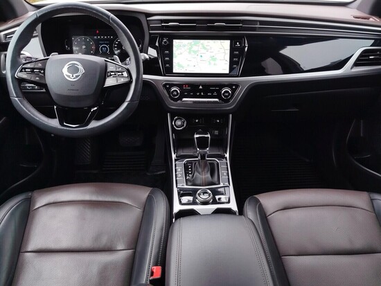 SSANG-YONG KORANDO Full 1.5 GDI 120 kW automat_4