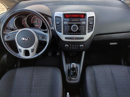 KIA VENGA  1.4 gdi 66 kW manuál_4