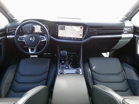 VOLKSWAGEN TOUAREG R-line 3.0 TDI 210 kW automat, DPH_4