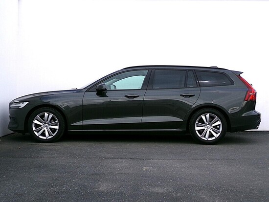 VOLVO V60 Momentum 2.0  140 kW automat, DPH_2