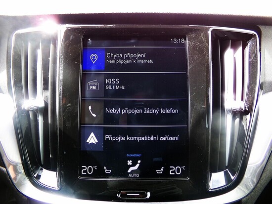VOLVO V60 Momentum 2.0  140 kW automat, DPH_5
