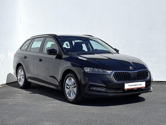ŠKODA OCTAVIA Ambition 1.5 TSI 110 kW automat, DPH_3