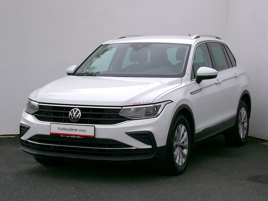 VOLKSWAGEN TIGUAN Life 2.0 TDI 90 kW manuál_1