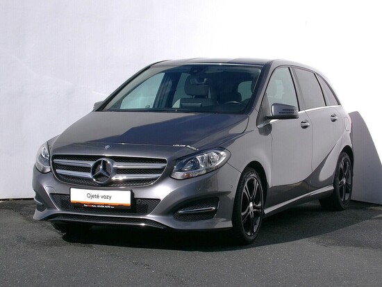 MERCEDES-BENZ B180 style  1.6  90 kW manuál_1