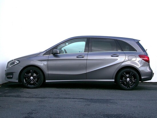 MERCEDES-BENZ B180 style  1.6  90 kW manuál_2