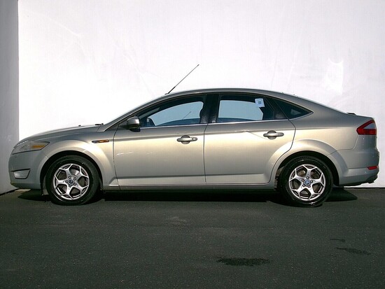 FORD MONDEO Titanium 2.0 TDCi 103 kW manuál_2