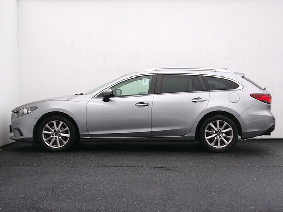 MAZDA 6 Attraction 2.2 SHY 110 kW manuál_2