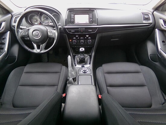 MAZDA 6 Attraction 2.2 SHY 110 kW manuál_4
