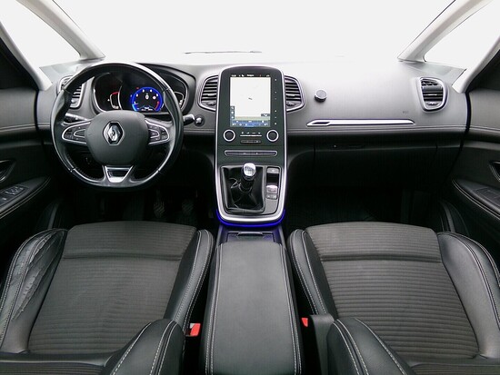 RENAULT GRAND SCÉNIC Intense 1.2 TCe 97 kW manuál_4