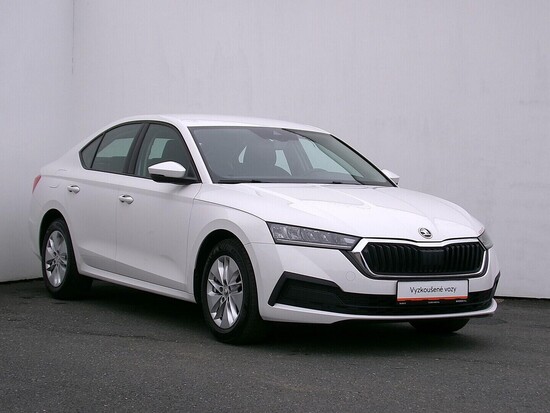 ŠKODA OCTAVIA Ambition 2.0 TDI 85 kW manuál, DPH_3