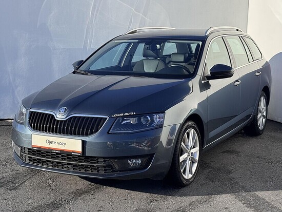 ŠKODA OCTAVIA Elegance 1.6 TDI 77 kW automat_1