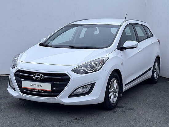 HYUNDAI I30 . 1.6 GDi 99 kW manuál_1