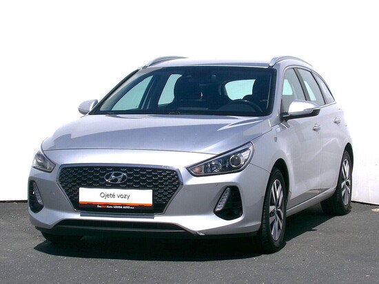 HYUNDAI I30 Style Nav 1.4 103 kW manuál_1