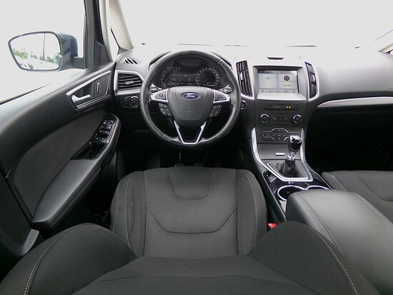 FORD S-MAX Titanium 4X4 2.0 TDCi 110 kW manuál_5