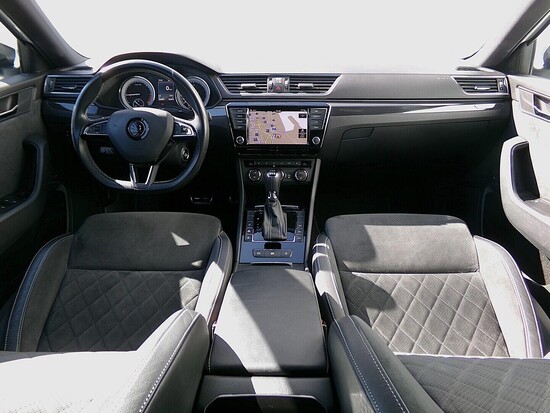 ŠKODA SUPERB SportLine 2.0 TDI 140 kW automat_4
