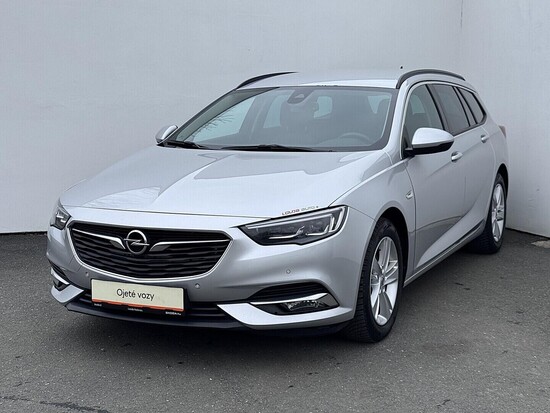 OPEL INSIGNIA Sports Tourer 2.0  125 kW automat_1