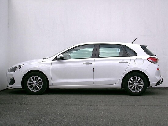 HYUNDAI I30 Comfort 1.4 MPI 73 kW manuál_2