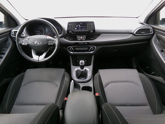 HYUNDAI I30 Comfort 1.4 MPI 73 kW manuál_4