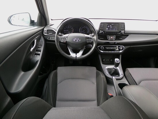 HYUNDAI I30 Comfort 1.4 MPI 73 kW manuál_5