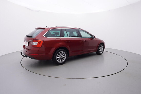 ŠKODA OCTAVIA Style Extra 1.6 TDI 81 kW automat_3