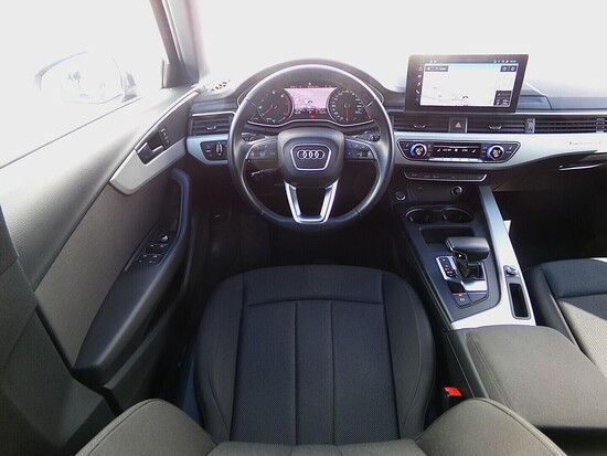 AUDI A4 AVANT Advanced 2.0 TFSI 110 kW automat_5