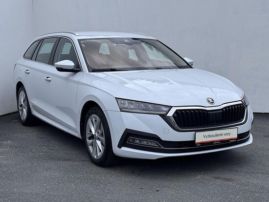 ŠKODA OCTAVIA  1.5 TSI 110 kW automat, DPH_3