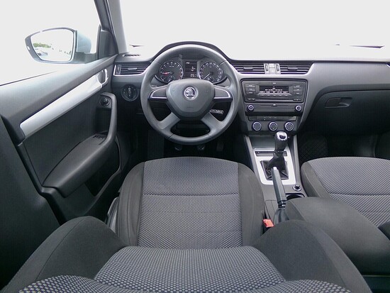 ŠKODA OCTAVIA Active 1.6 TDI 77 kW manuál_5
