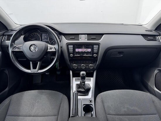 ŠKODA OCTAVIA Ambition Plus 1.6 TDI 66 kW manuál_4