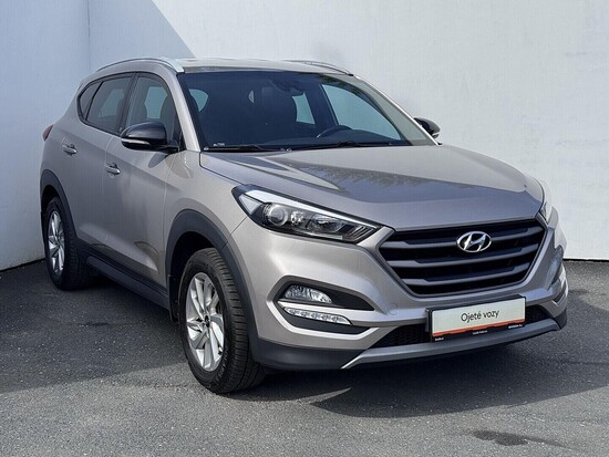 HYUNDAI TUCSON Go 1.7  85 kW manuál_3