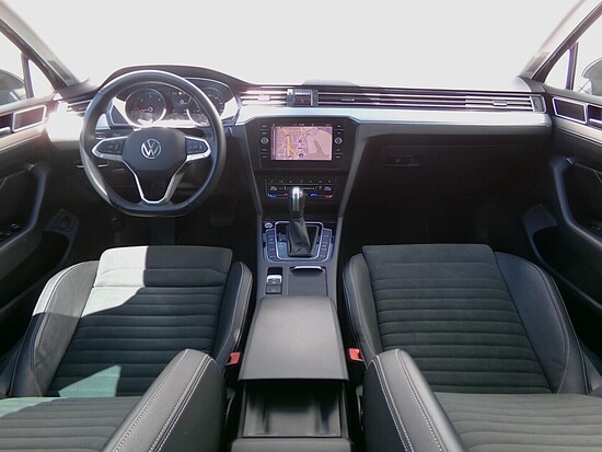 VOLKSWAGEN PASSAT VARIANT Elegance 2.0 TDI 110 kW automat, DPH_4