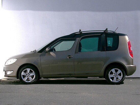 ŠKODA ROOMSTER Ambition 1.2 TSI 63 kW manuál_2