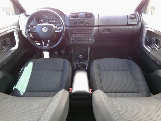 ŠKODA ROOMSTER Ambition 1.2 TSI 63 kW manuál_4