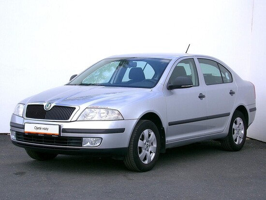 ŠKODA OCTAVIA  1.6 MPI 75 kW manuál_1