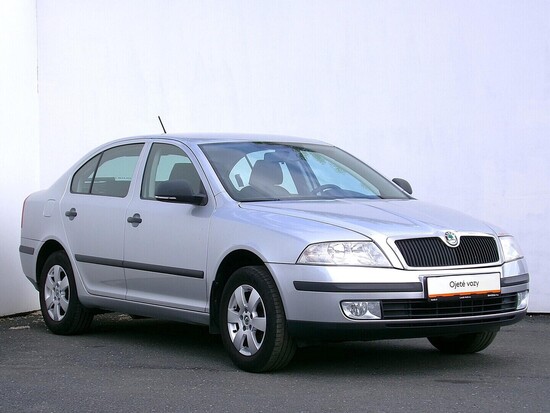 ŠKODA OCTAVIA  1.6 MPI 75 kW manuál_3