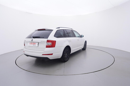 ŠKODA OCTAVIA Ambition 1.6 TDI 66 kW manuál_1
