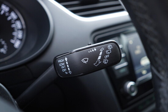 ŠKODA OCTAVIA Ambition 1.6 TDI 66 kW manuál_5